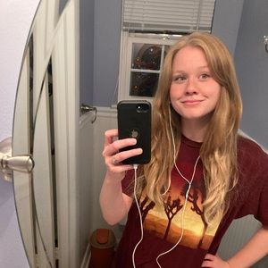 Meet your Posher, Priscilla